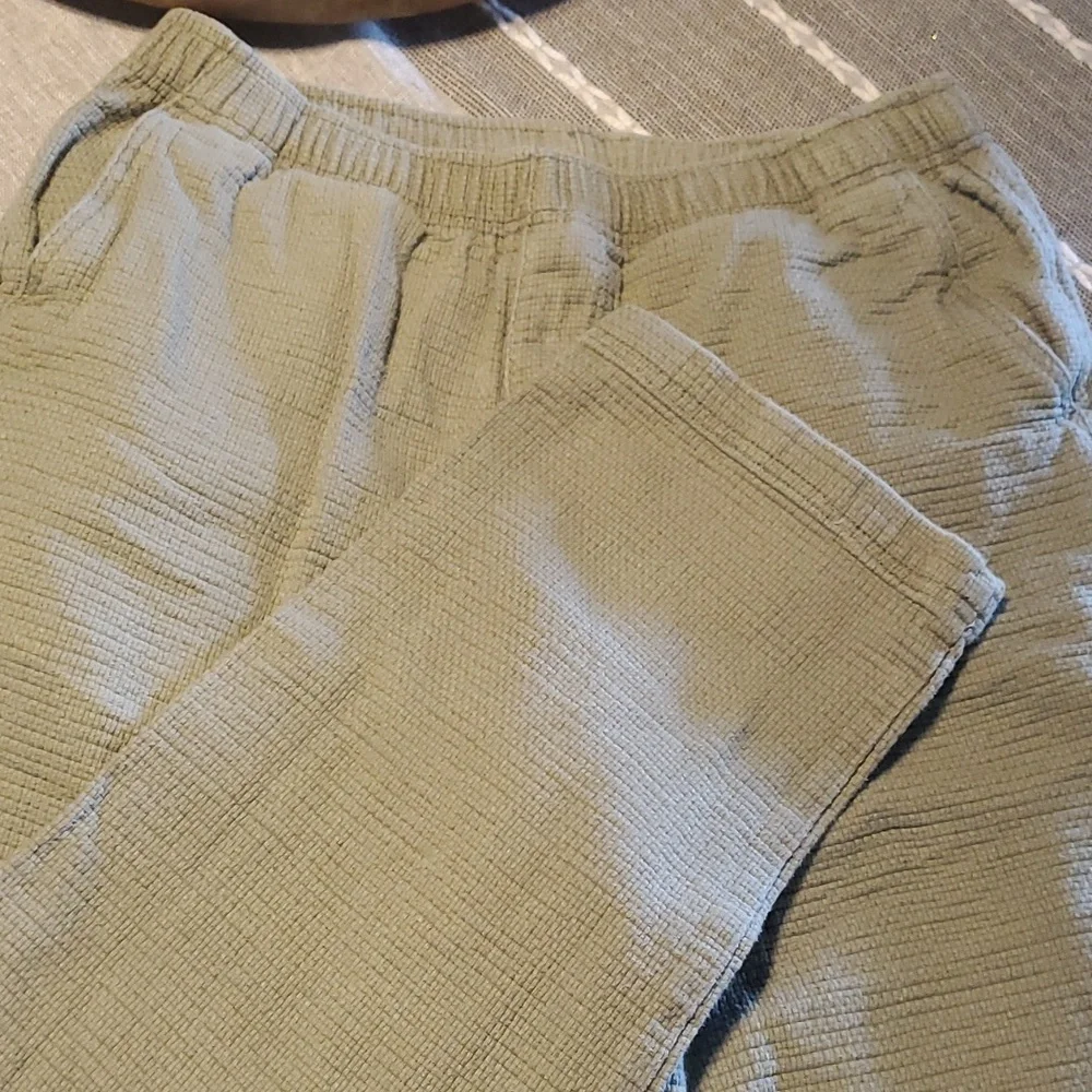 Territory Ahead Cotton Medium sage green pants - Picture 3 of 5